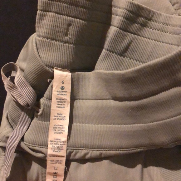 Lululemon pants ❌SOLD❌ - Picture 3 of 5